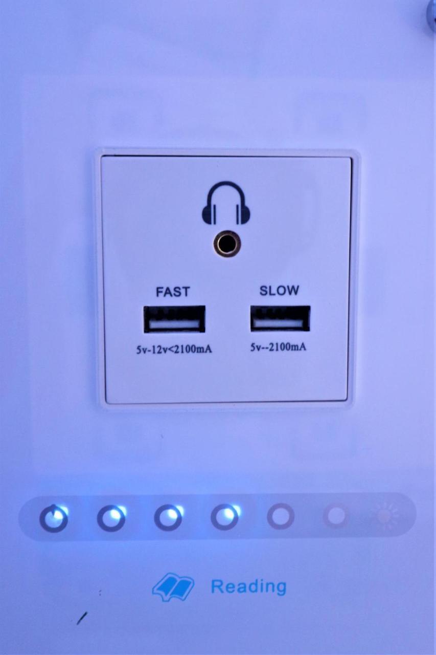 Jc Space Capsule Hotel Kuah Exterior photo