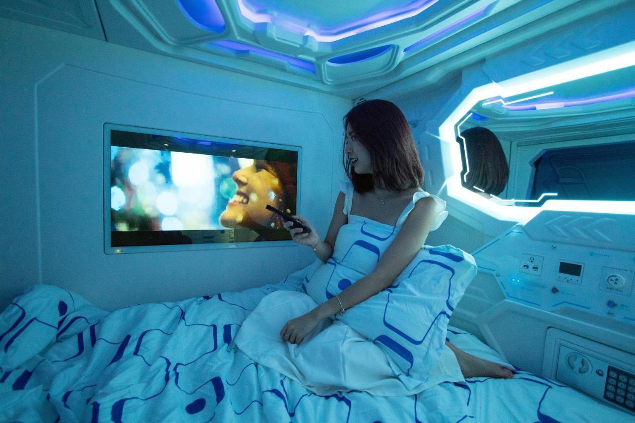 Jc Space Capsule Hotel Kuah Exterior photo